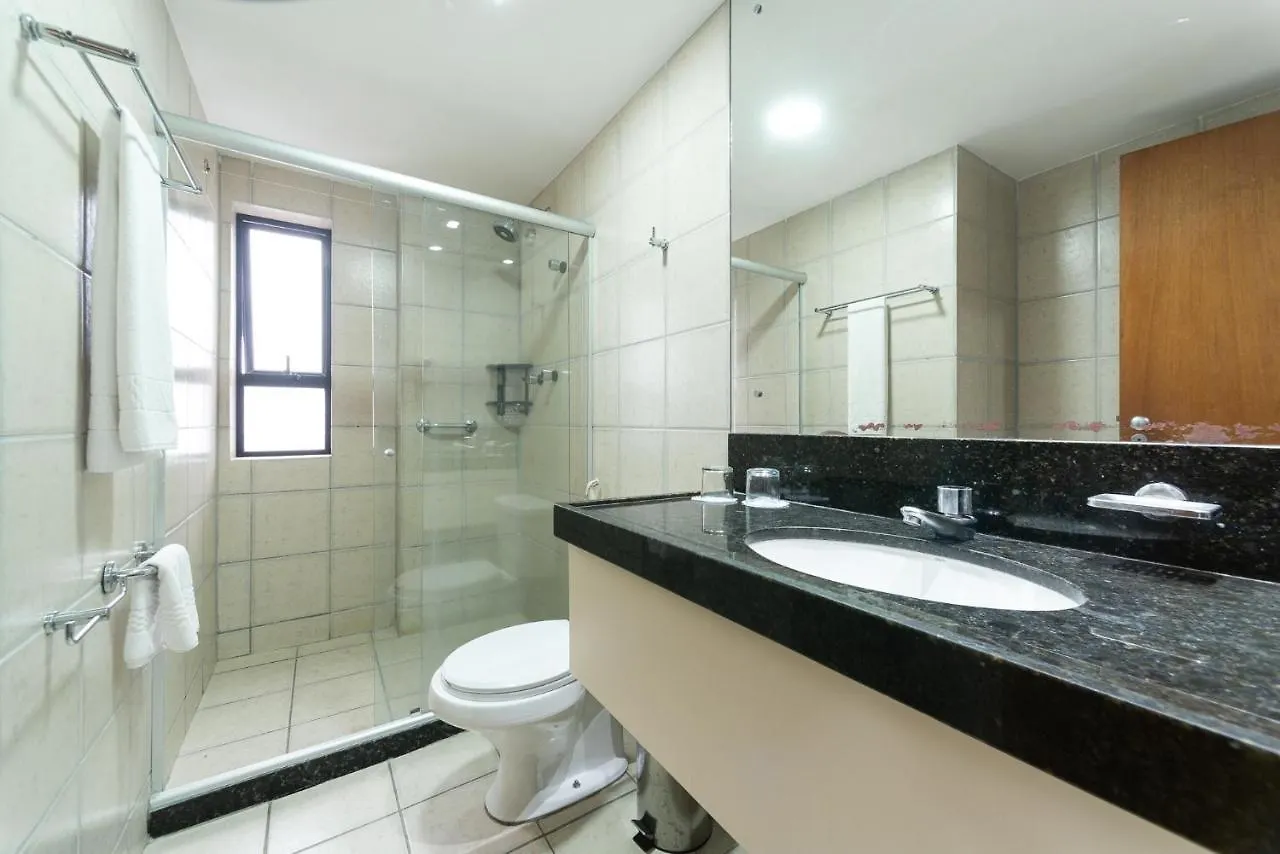 OTH1401 Flat na Ilha do Leite, Recife, um quarto. Fica em um dos mais importantes polos médicos do país Recife