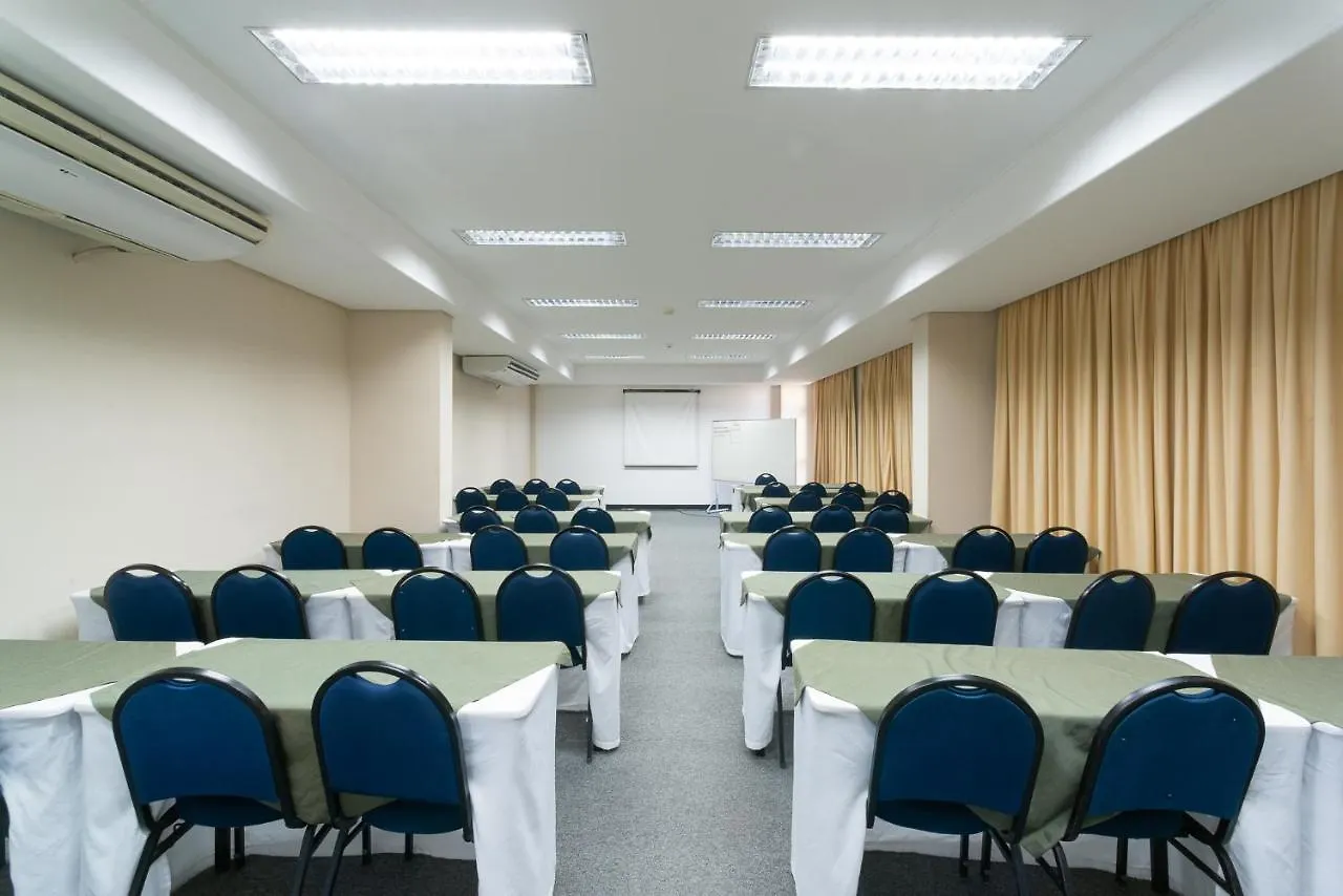 OTH1401 Flat na Ilha do Leite, Recife, um quarto. Fica em um dos mais importantes polos médicos do país Appartamento